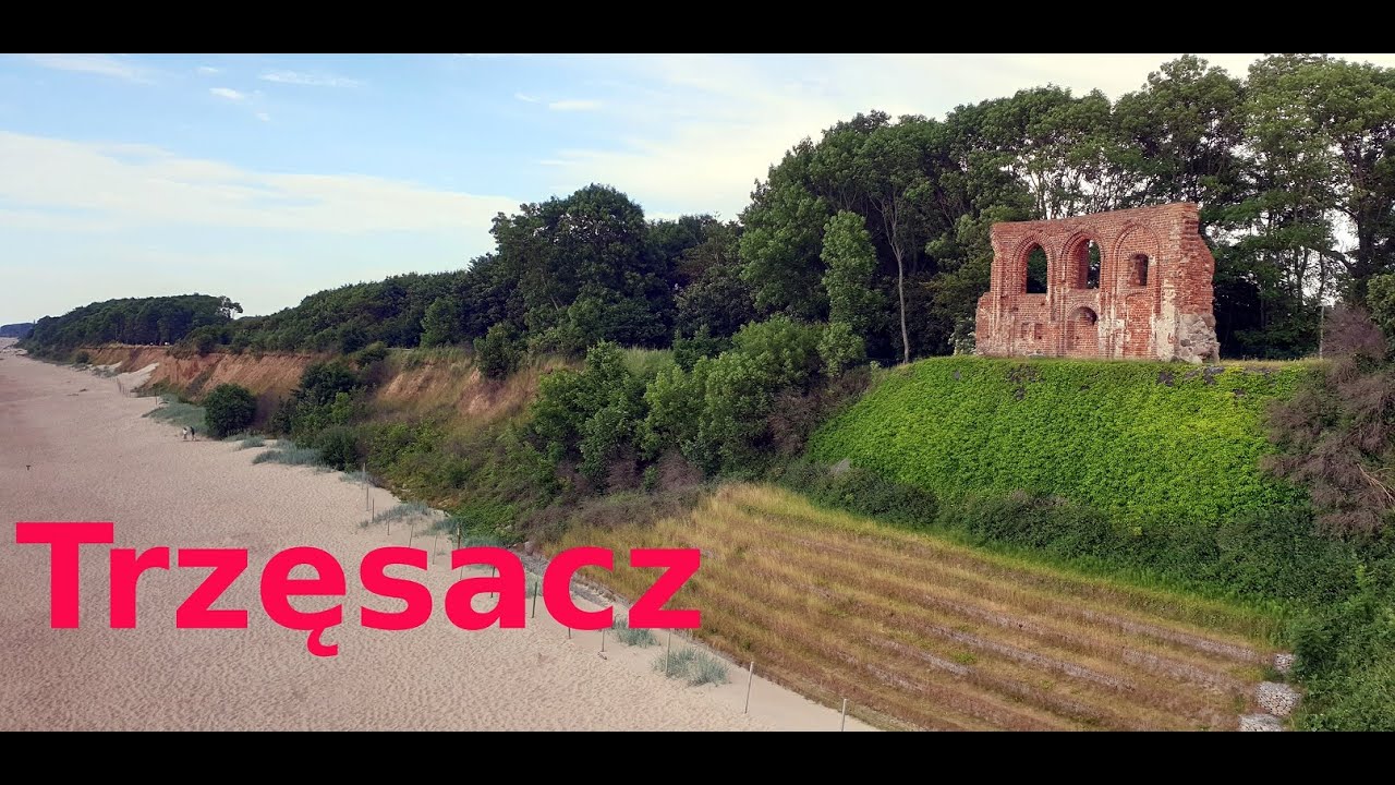 Trzęsacz - deptak, plaża. Opis miejscowości.