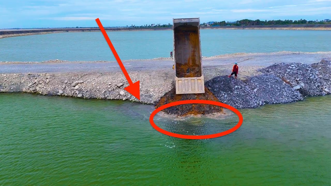 Start New Project The Best Team Dump Truck Transport Stone into Water,Bulldozer Push Stone Determine