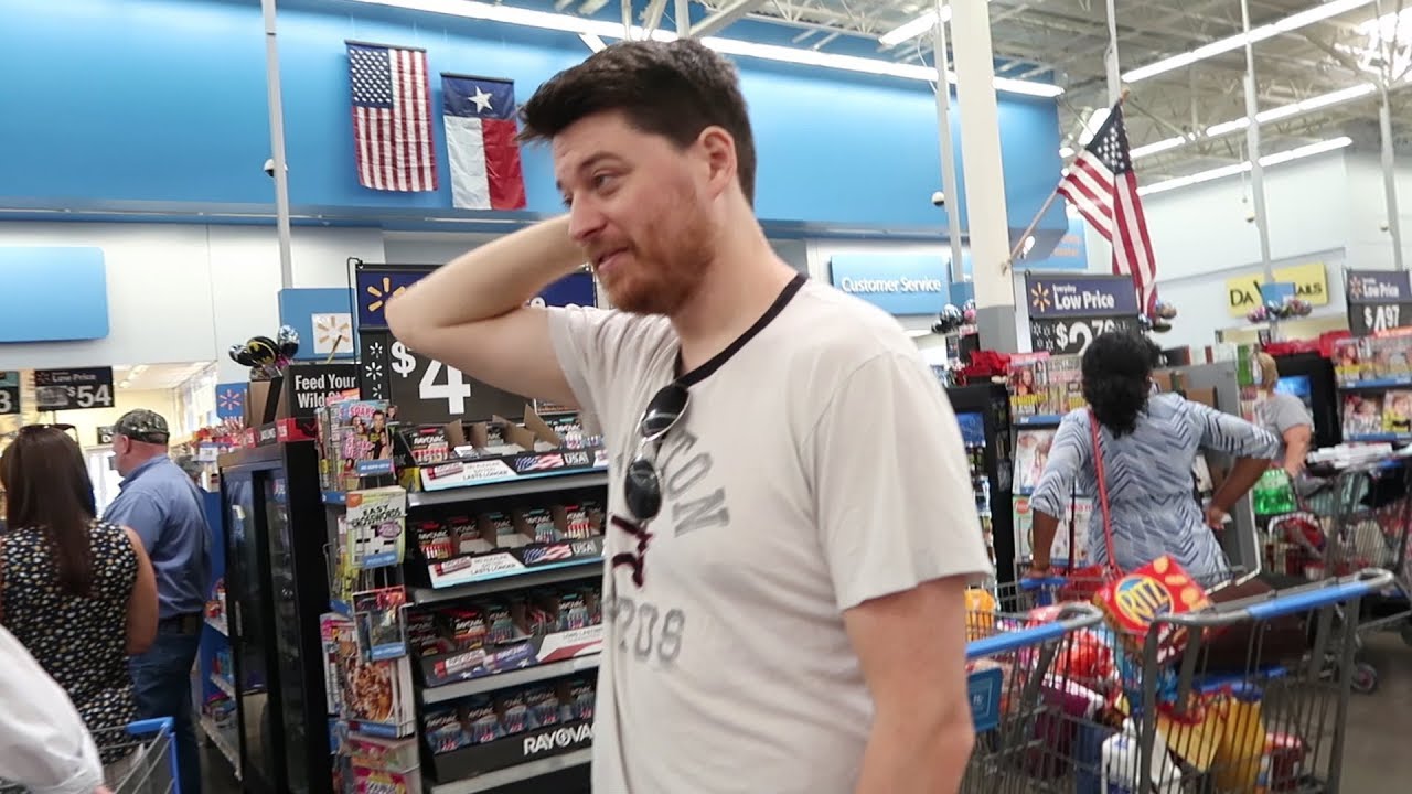 The Calm Before the Storm! (Hurricane Harvey) | DITL 8.24.17