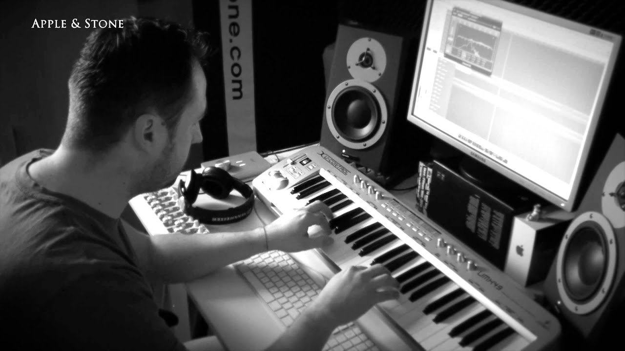 Played in Studio - AUTHENTIC REACTION
