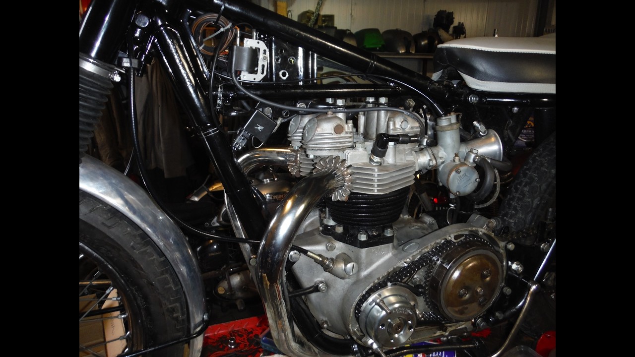 Triumph T120TT - Fitting of new ignition system hopefully completed!