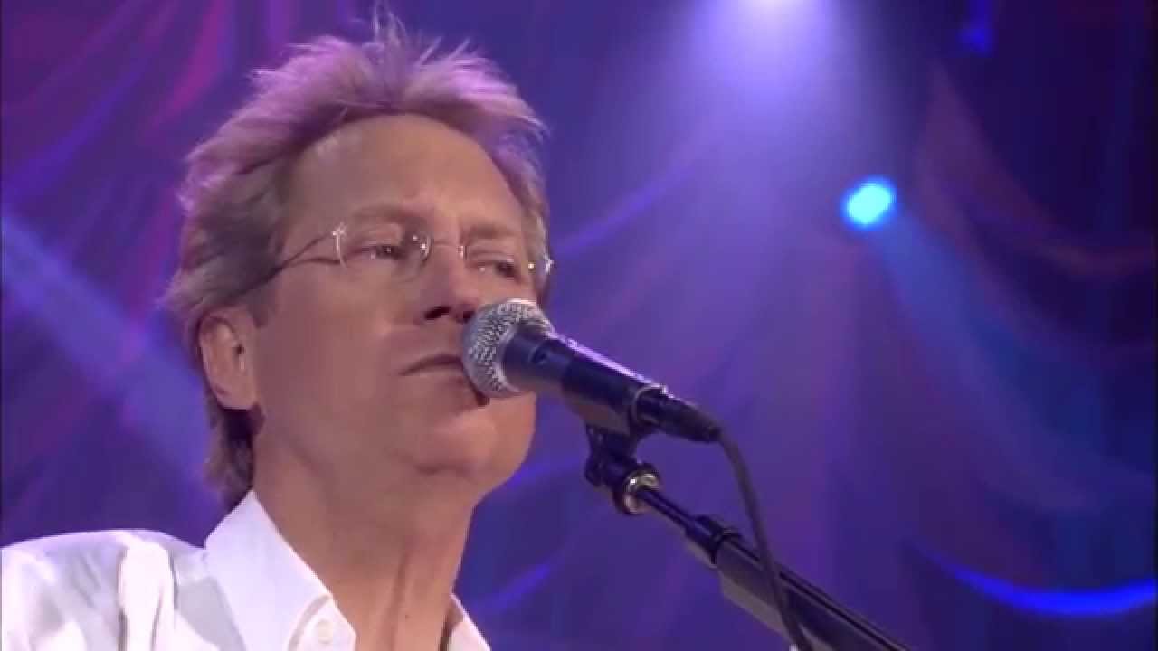America - Sister Golden Hair (Live on SoundStage - OFFICIAL)