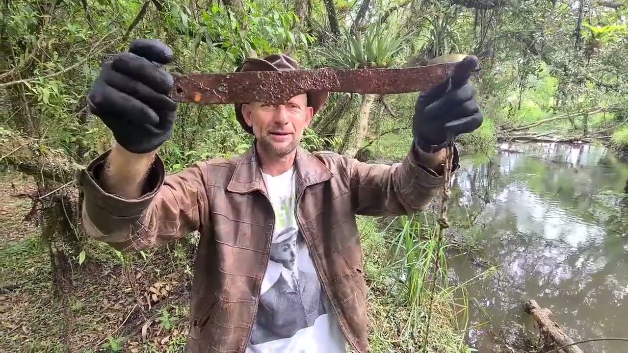 Achei algo que me deixou chocado | Usei um SUPER ímã rio [ Ginho da selva ] 