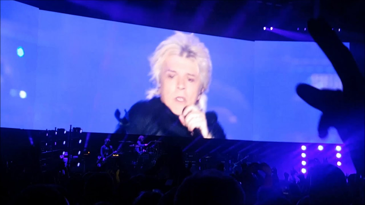 INDOCHINE le 23-06-2018 A AMPHITHEATRE PLEIN AIR ZENITH NANCY