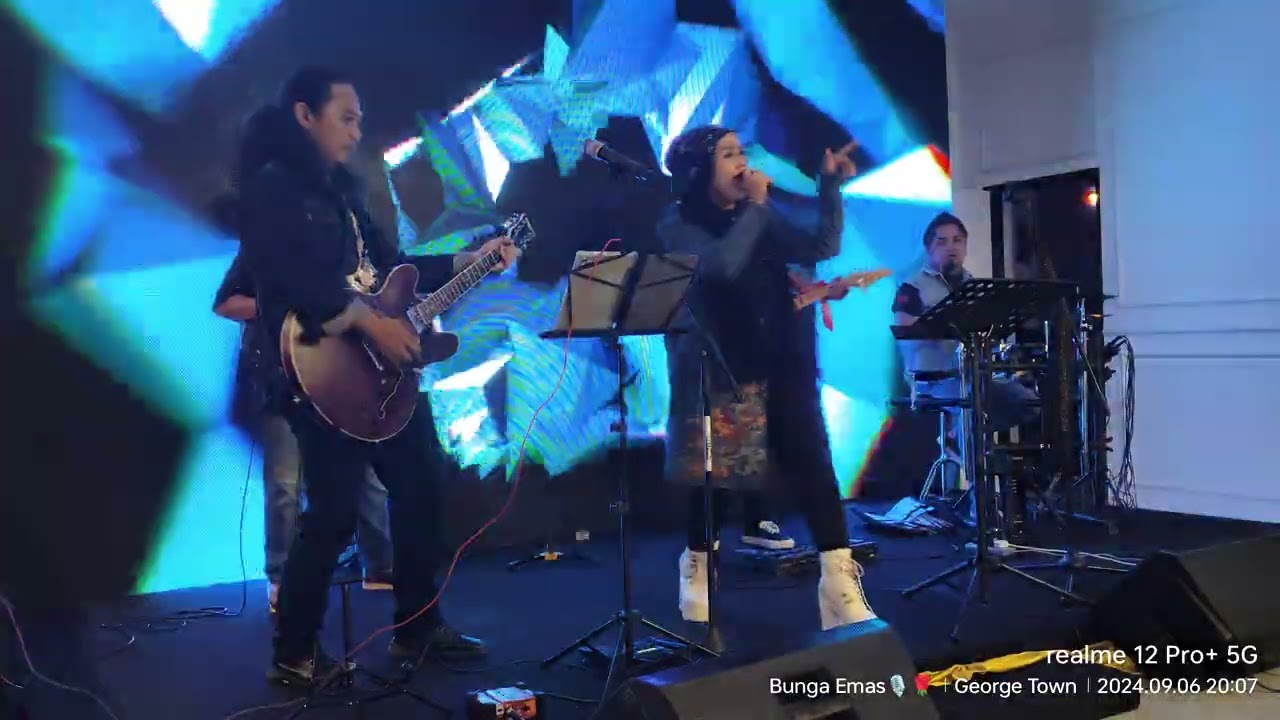 Nuri Cover By The Flowers Band 