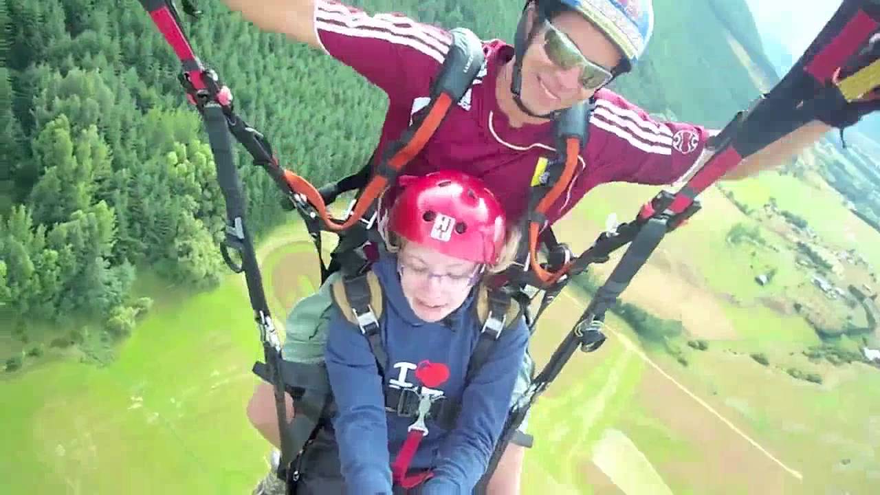 Paraglider tandem acro
