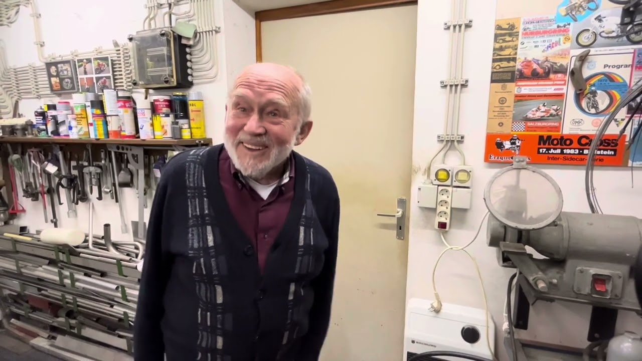 Zeig mal deine Werkstatt (3) mit 91 Jahren ist Manfred noch immer ein begeisterter Schrauber.