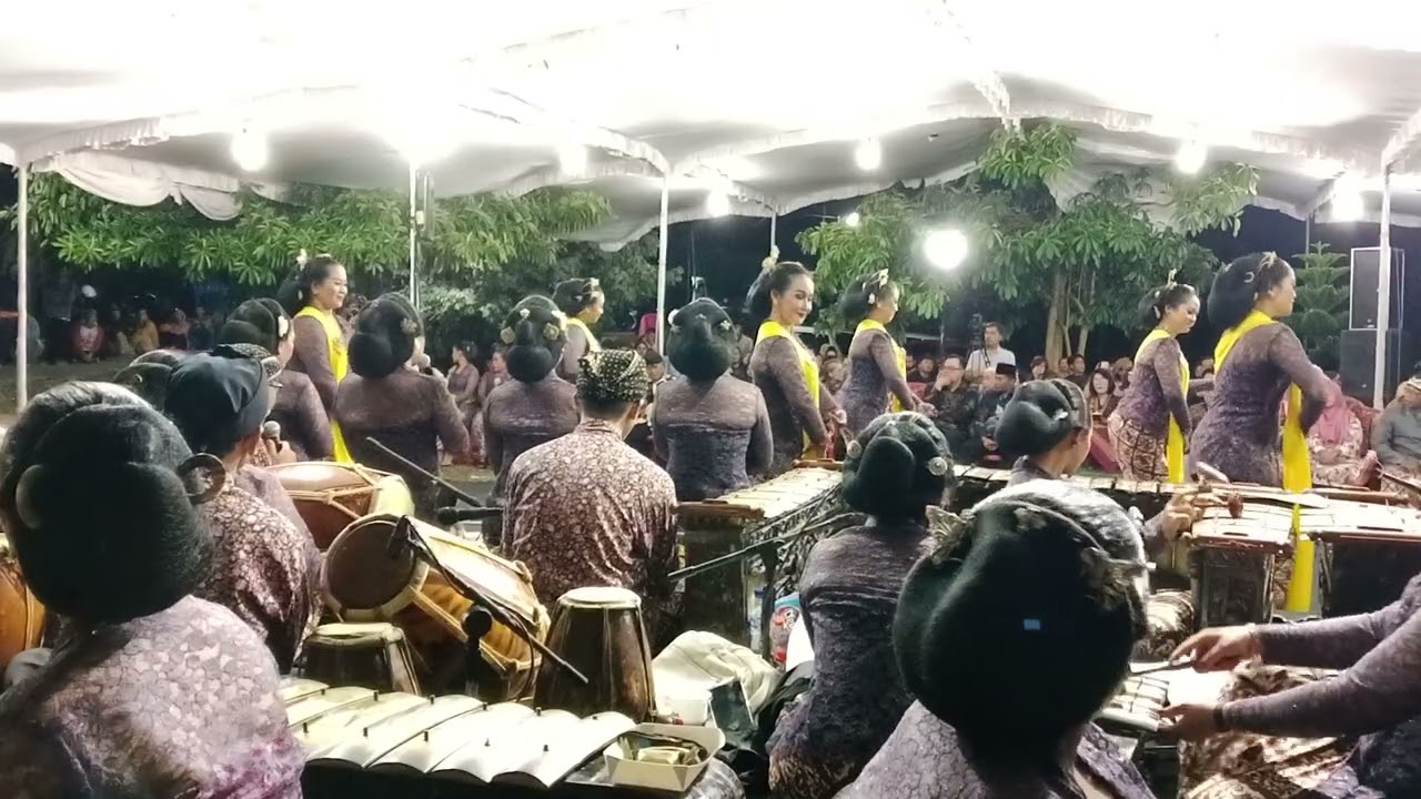 IRINGAN TARI GAMBYONG PANGKUR SESARENGAN KRWT 