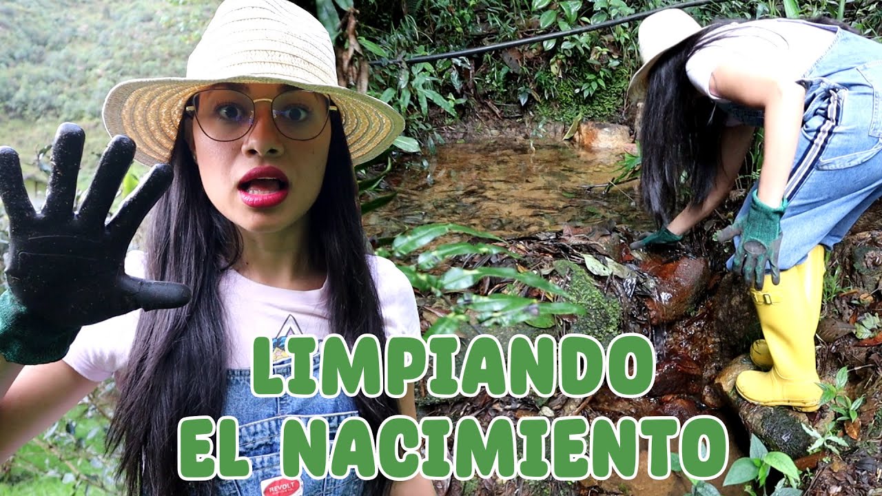 Limpiando el nacimiento de agua de la finca │Candy Bu
