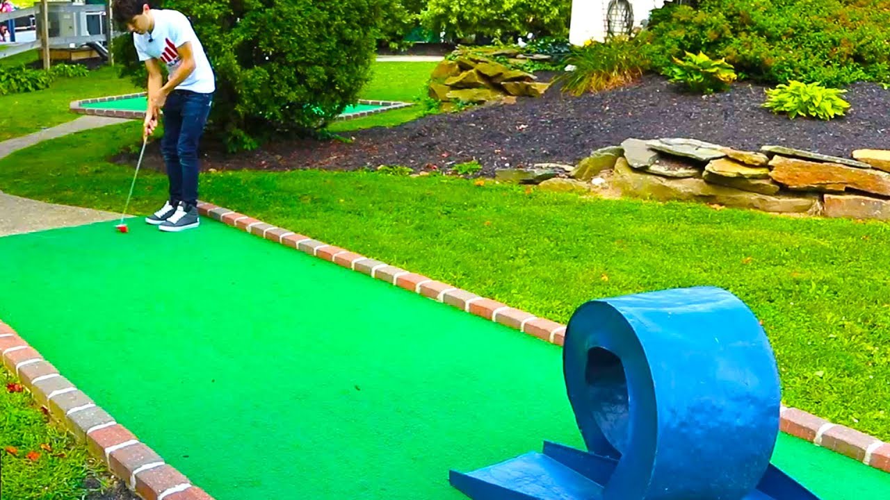 INSANE DOUBLE HOLE IN ONE! MINI GOLF: LETS PLAY FOR REAL!