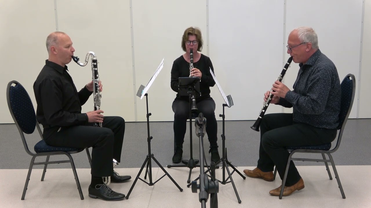 Clarinet Trio Black Blank Blaze - Rehearsal recording of Collapse (Clarinet trio)