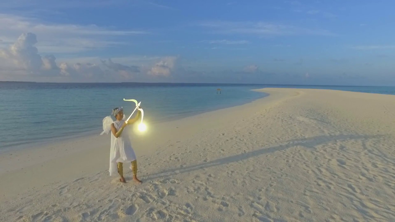 Landos Giraavaros. Gods and Goddesses of Four Seasons Maldives