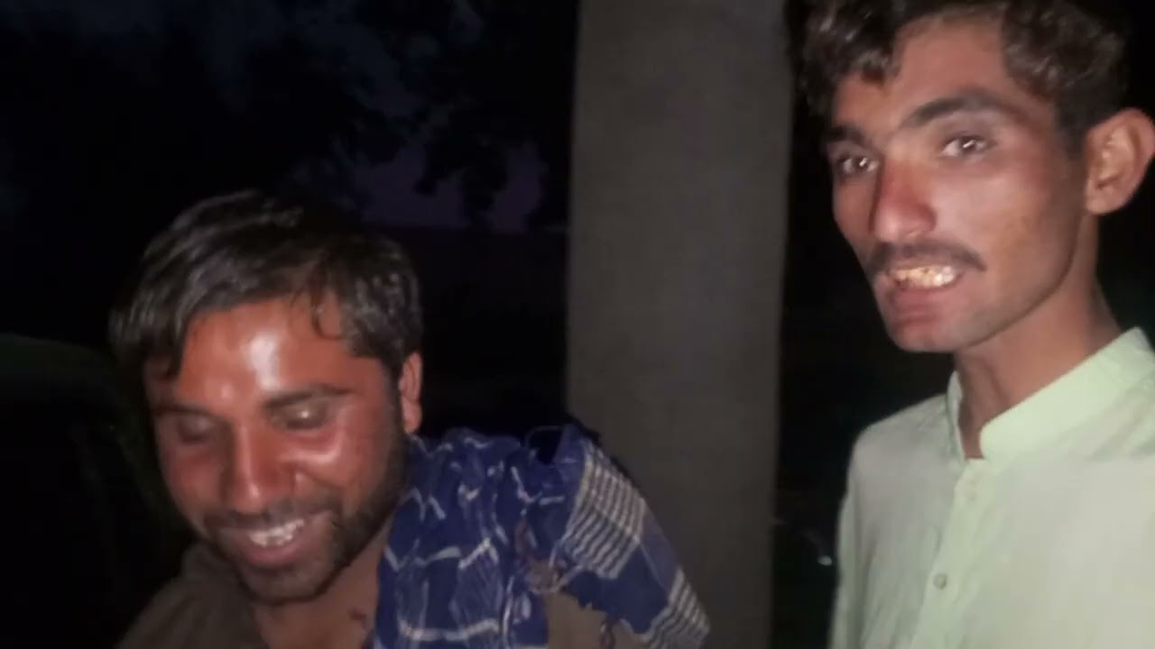 میں نے بہت محنت کیا ہے ویڈیو بناتا ہوں میرا ائی ڈی فالو کرو سپورٹ کرو یہ دونوں بھائیوں کو میں ویوو