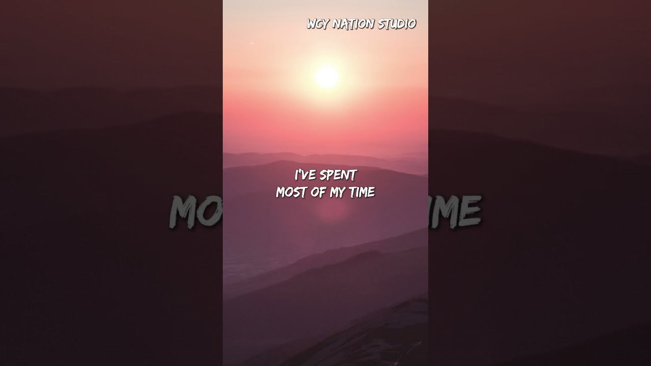 Kelly Clarkson -  Catch My Breath (Lyrics)