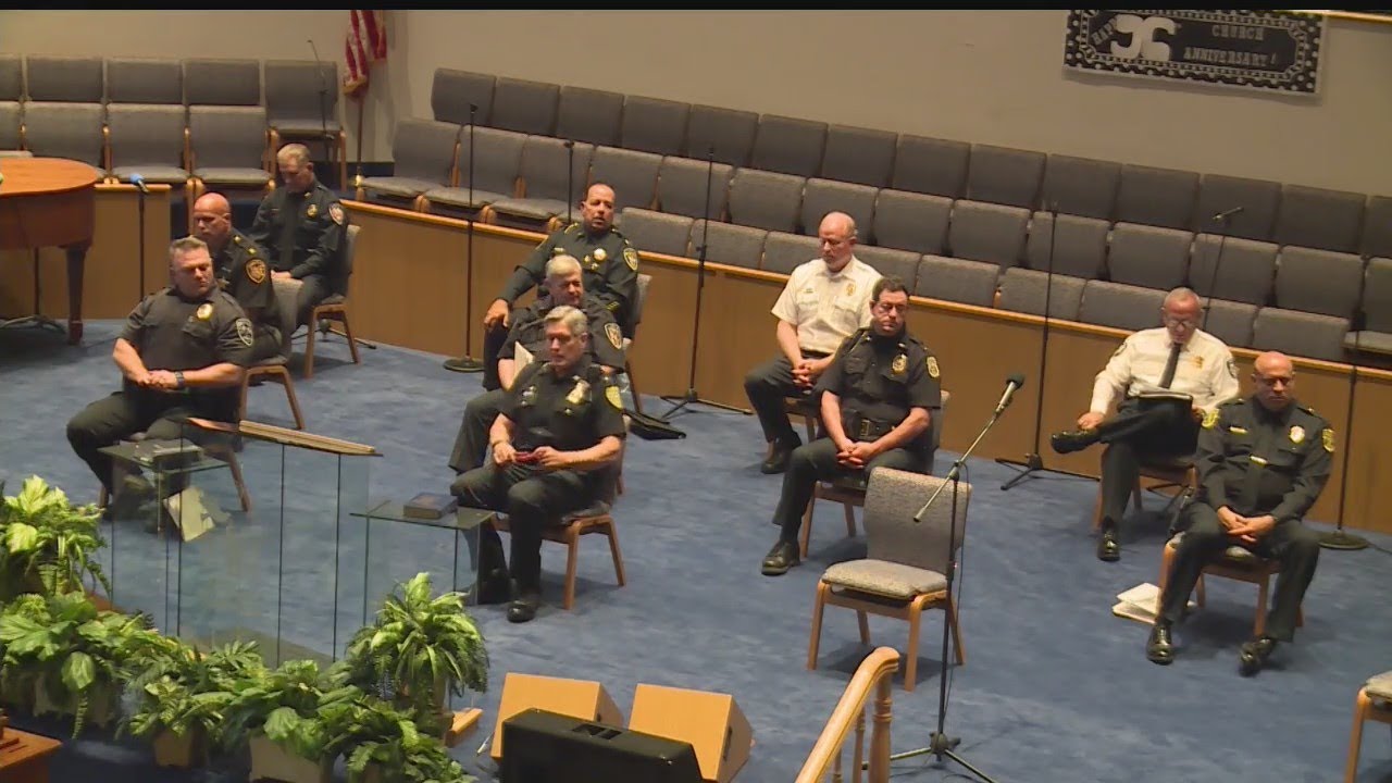 Valley chiefs of police agree transparency, investigating misconduct are necessary