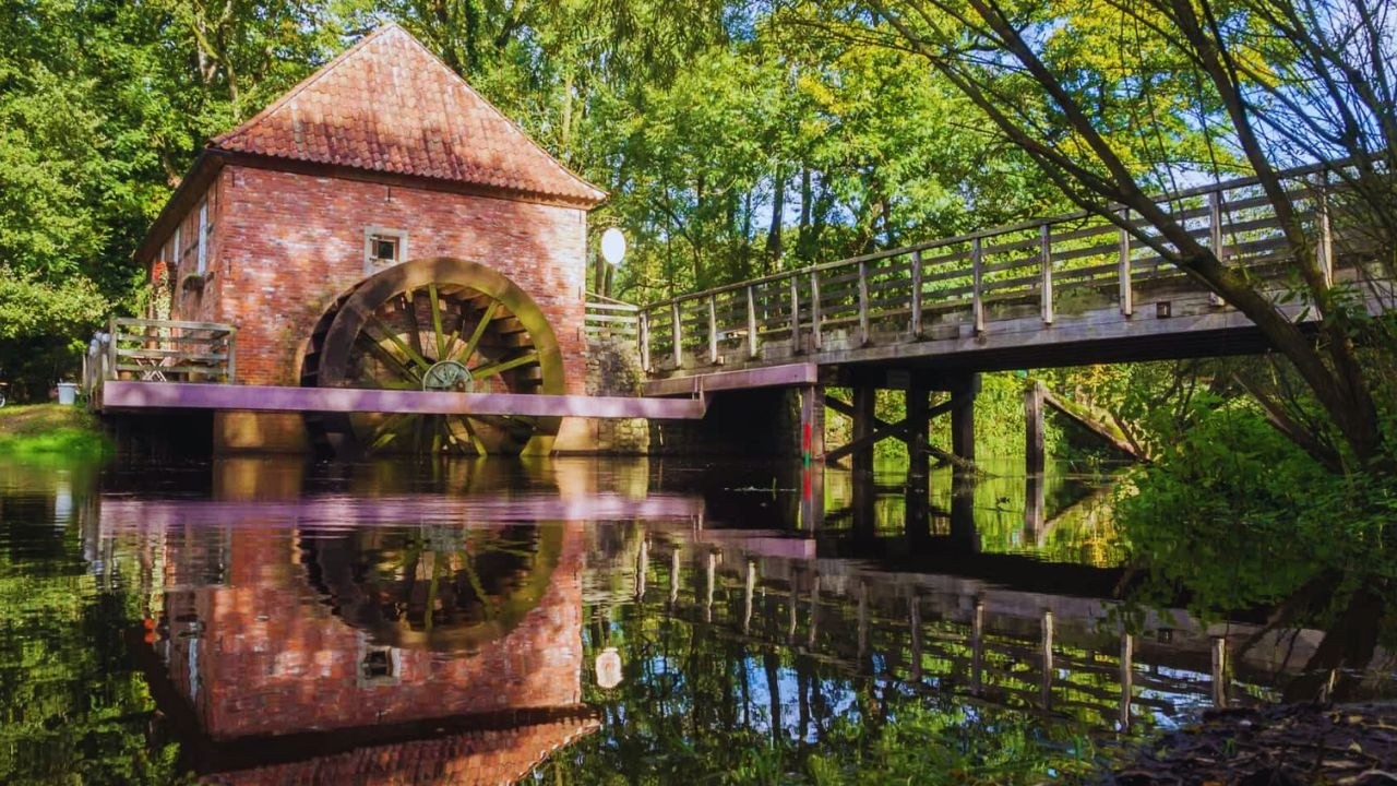 Two mills, one hike: discover a picturesque trail in the district of Rotenburg / Germany.
