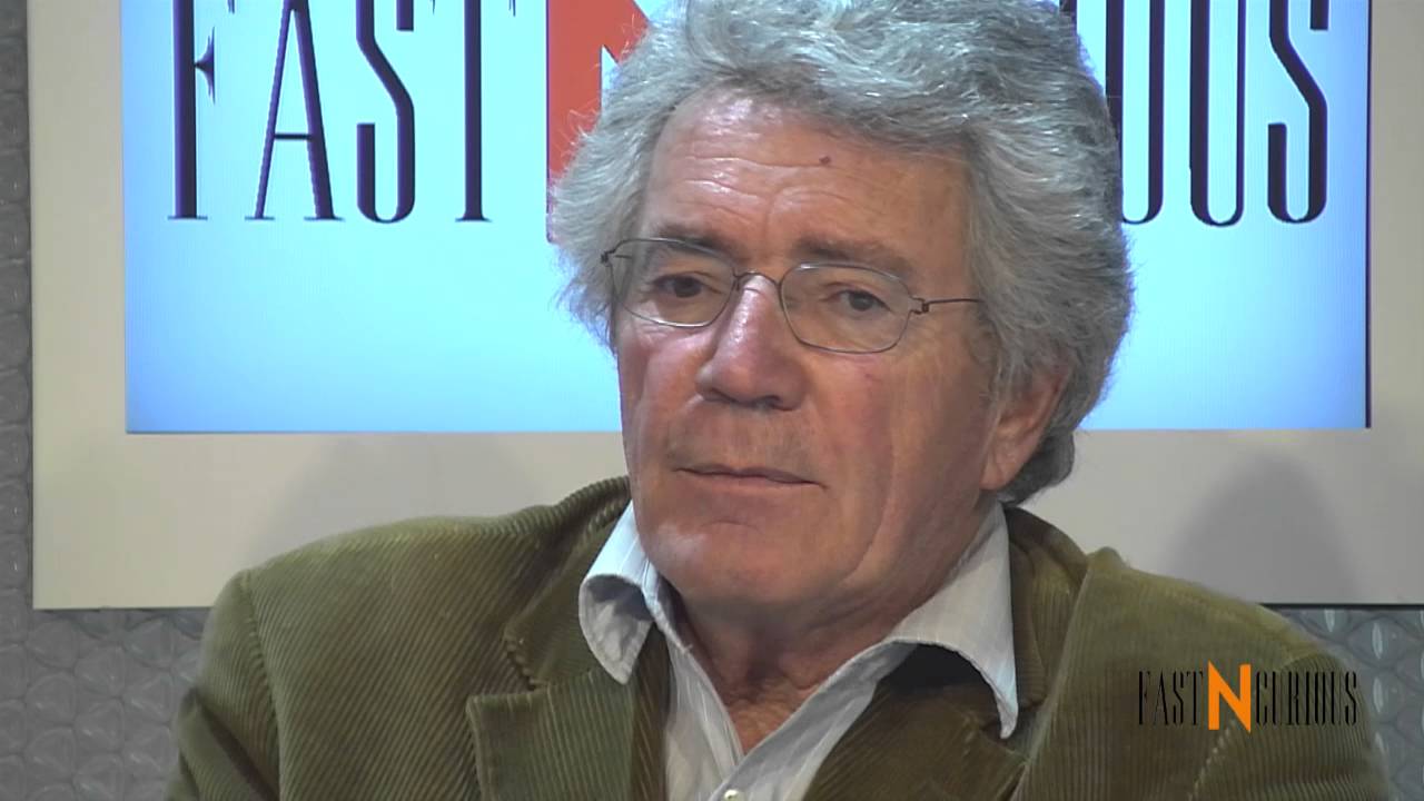 Daniel Bougnoux parle communication politique avec FastNCurious
