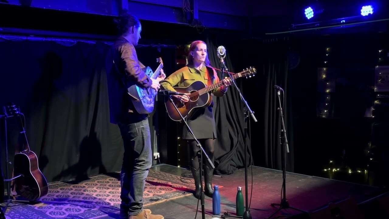 Kelvin Davies & Chloe Turner - A House of Gold (Live @ The Cluny)