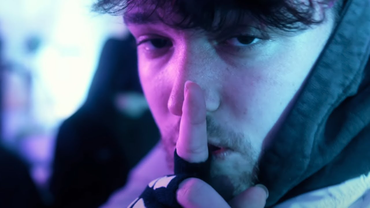 absent - LOLLY (OFFICIAL VIDEO | prod. by White Ace)