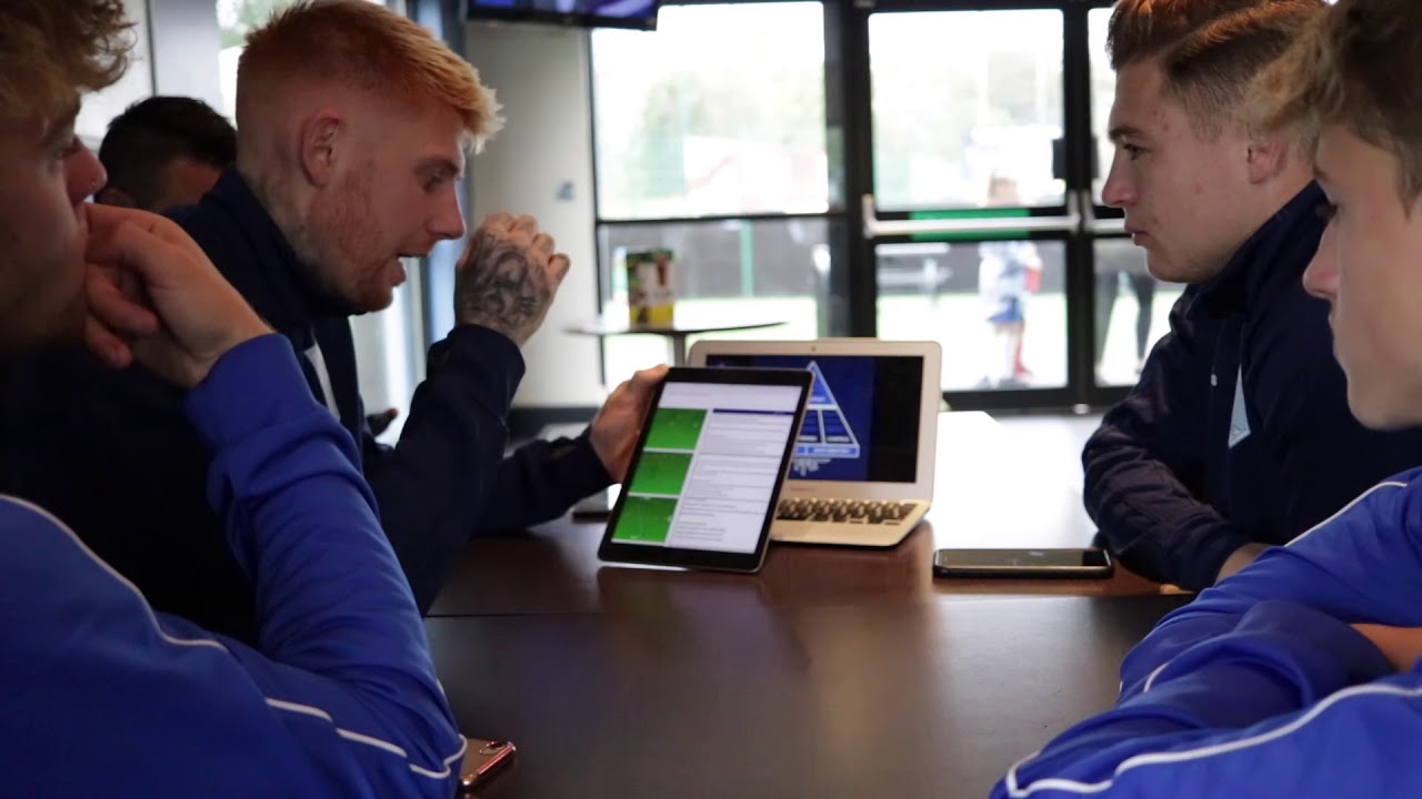 FFE Vlog 3: Future football elite staff training | Football coaching philosophy & training session