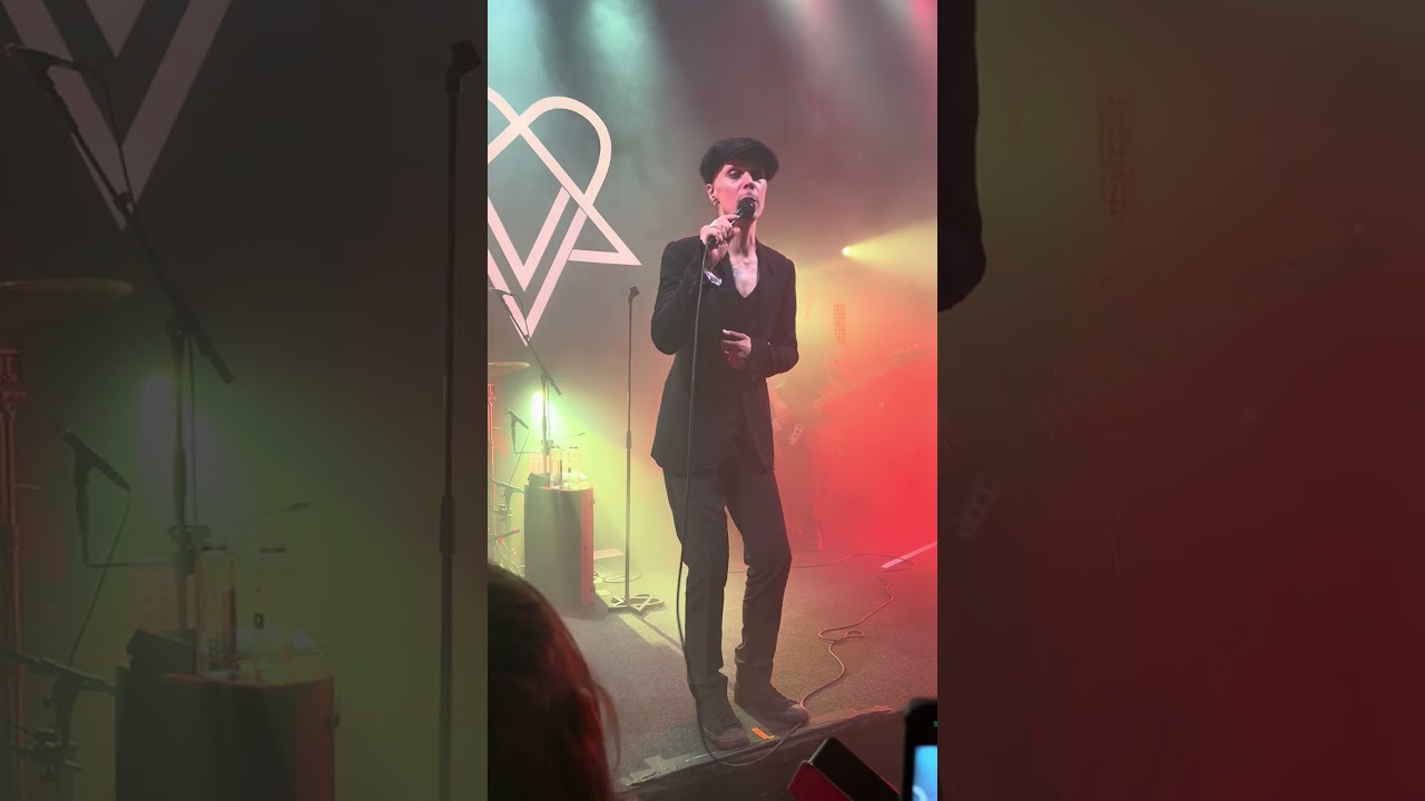 Ville Valo, Neon Tour - Baby lacrimarium