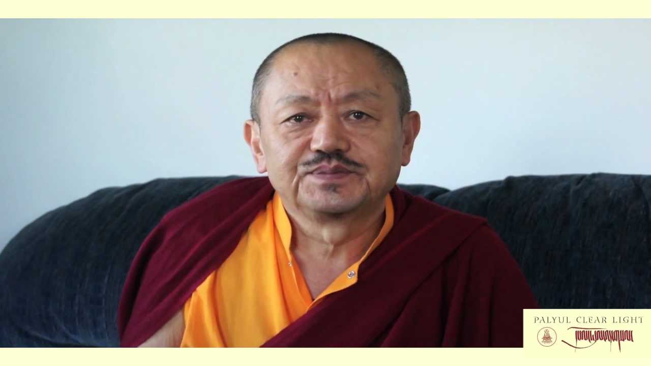 Khenchen Tsewang Gyatso Rinpoche explains Who is Buddha