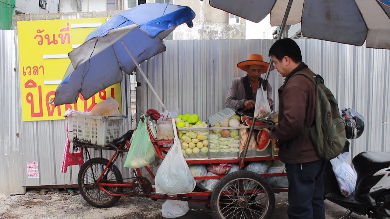 World Trip Krung Thon Buri soi6 Bangkok THAILAND