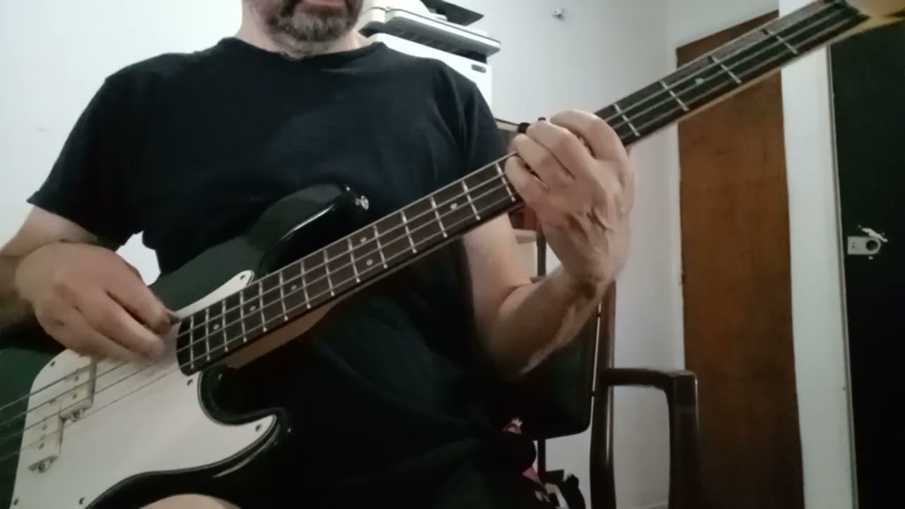 Predicción Cover Bajo de Hermética