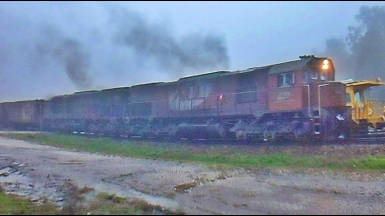 Trem Rumo com Dupla de EMD GT22 Reduzindo em Roça Nova