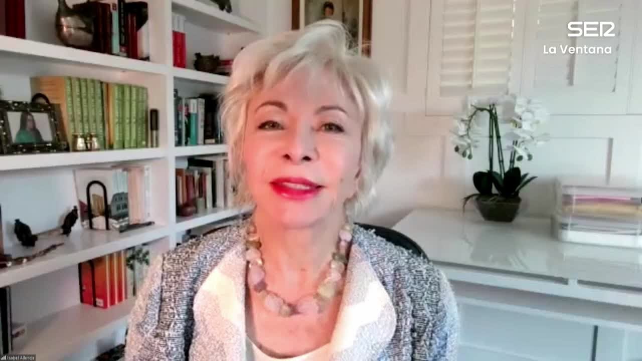 Isabel Allende habla sobre la relaci&oacute;n epistolar con su madre en Cartagraf&iacute;as