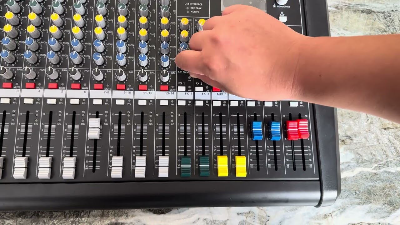 Cách đấu loa Sub cho bàn Mixer dynacord CMS1000