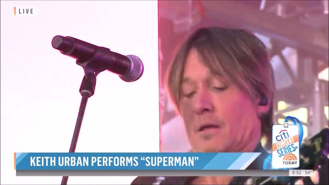 Keith Urban Sings 