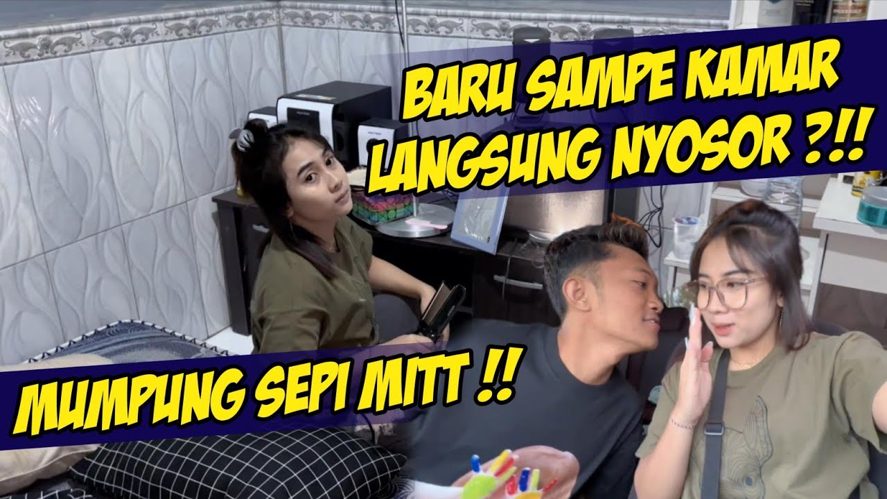 MITA MENGENANG MASALALU DI KAMAR RENDI ANDIKA