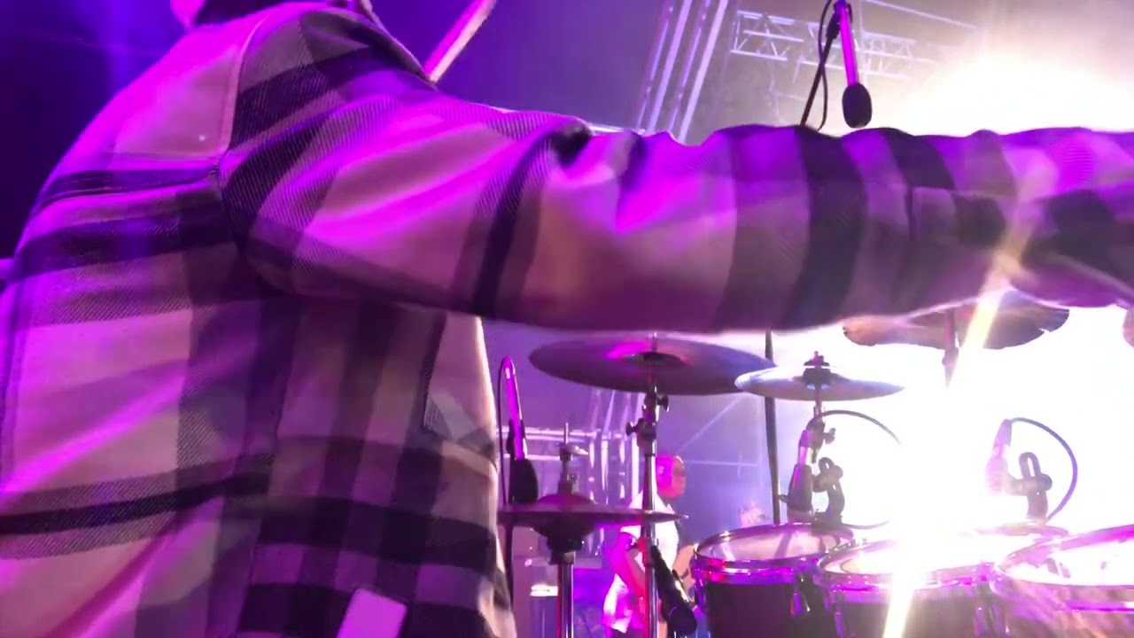 Medley: Amo-te & Super Woman #drumcam #africanbeat #drummer