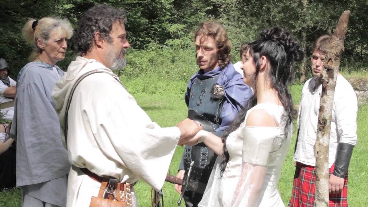 Notre mariage druidique medieval .mp4