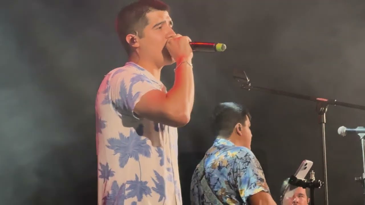 La Recumbia - Que levante la mano (en vivo 2025)