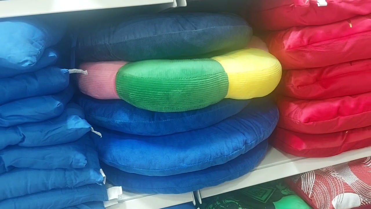 Today we are shopping at Ya Balash where we can find everything within Below 2rial