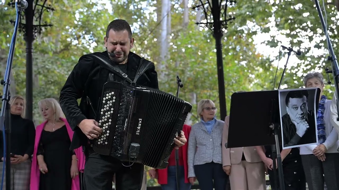 Zagreb odao počast Halidu Bešliću na Zrinjevcu