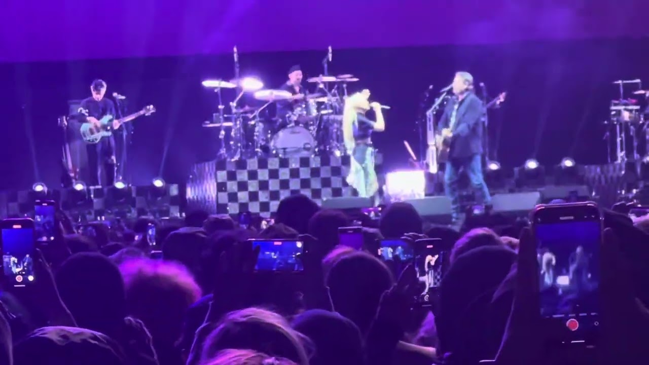 Gwen Stefani (with Blake Shelton) - Purple Irises @ Cali Vibes 2024