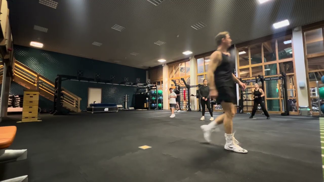 Boxen Tegernsee Medius Training Mittwoch 19:00 14.01.2025 / 3