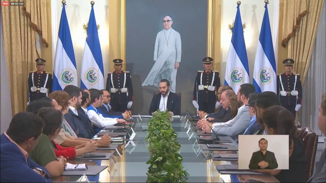CADENA NACIONAL PRESIDENTE ANUNCIA CUARENTENA POR CORONAVIRUS EN EL SALVADOR