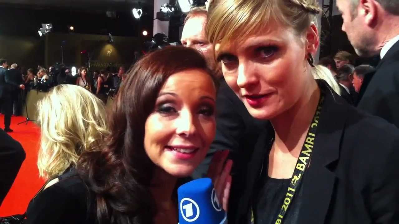 LADY GAGA nach der BAMBI-Verleihung auf dem Roten Teppich - BAMBI 2011 - MDR - ARD