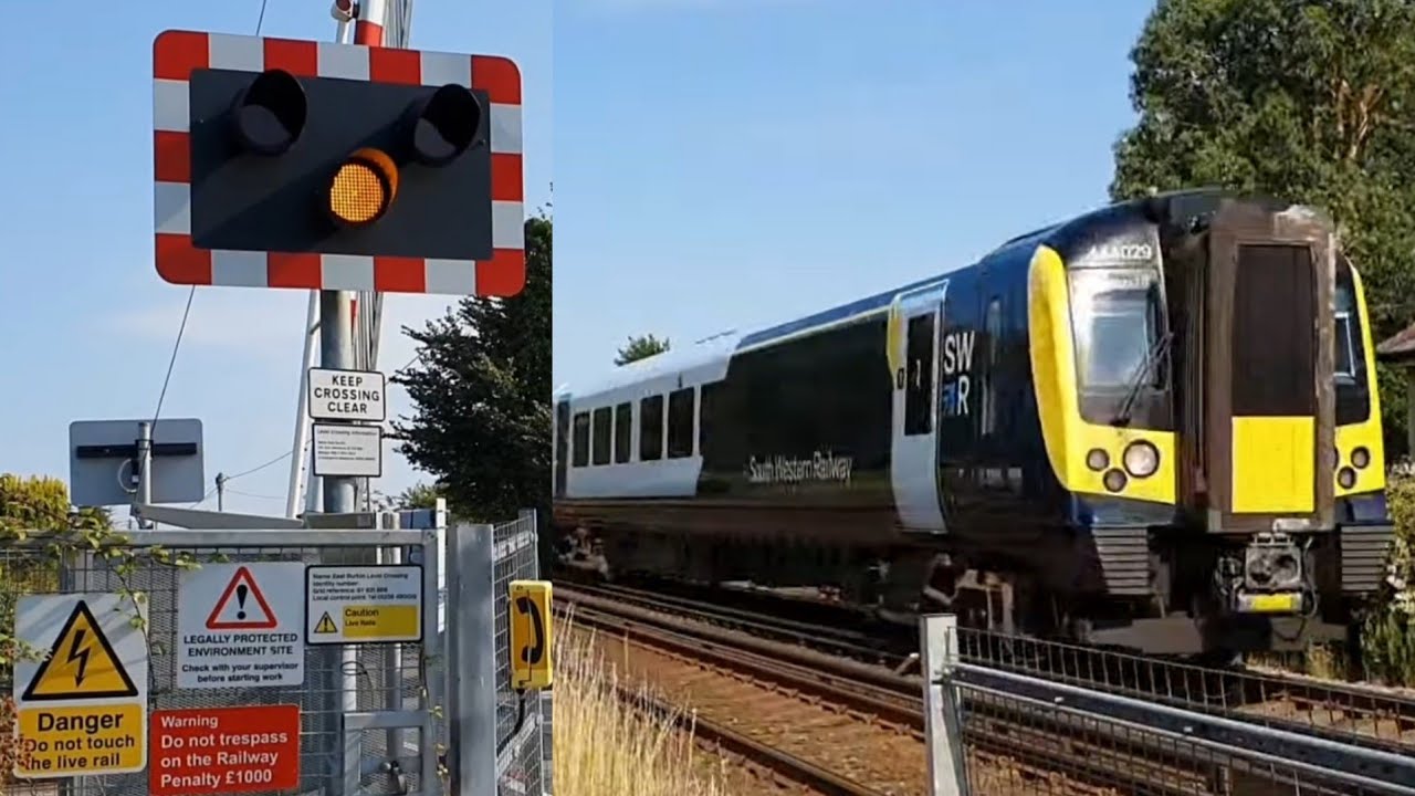 East Burton Level Crossing, Dorset