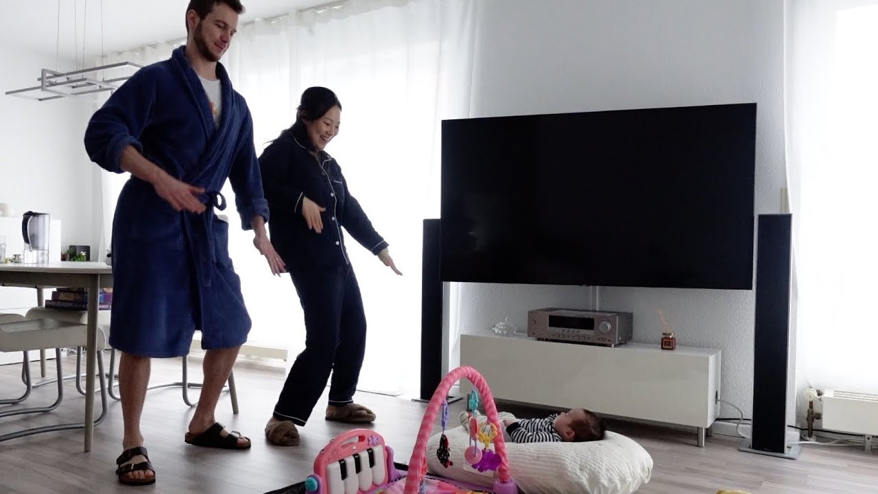생후 2달아기 육아휴직일상🕺아기목욕, 마사지, 손톱손질 풀코스🧖🏻집에서 남편 셀프이발 | 국제커플 브이로그