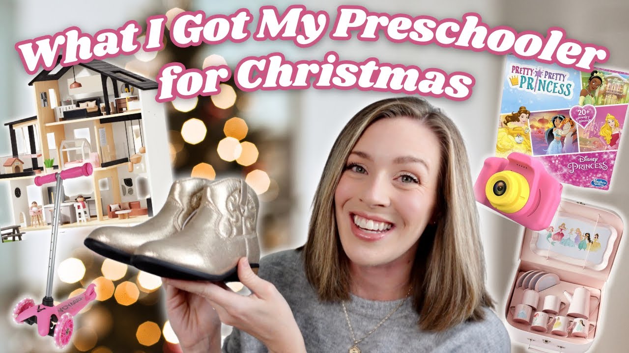 Christmas Gifts for 3-4 Year Old Girl 🎁 What I Got My Preschooler for Christmas | Vlogmas Day 3