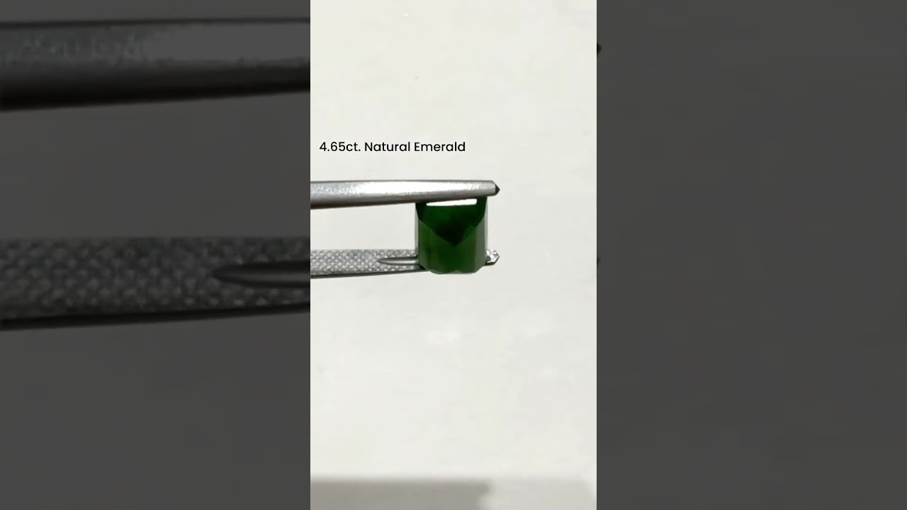 EMERALD Birthstone. #emerald #youtubeshorts #gemstone #youtubeshorts #short #birthstone #gems