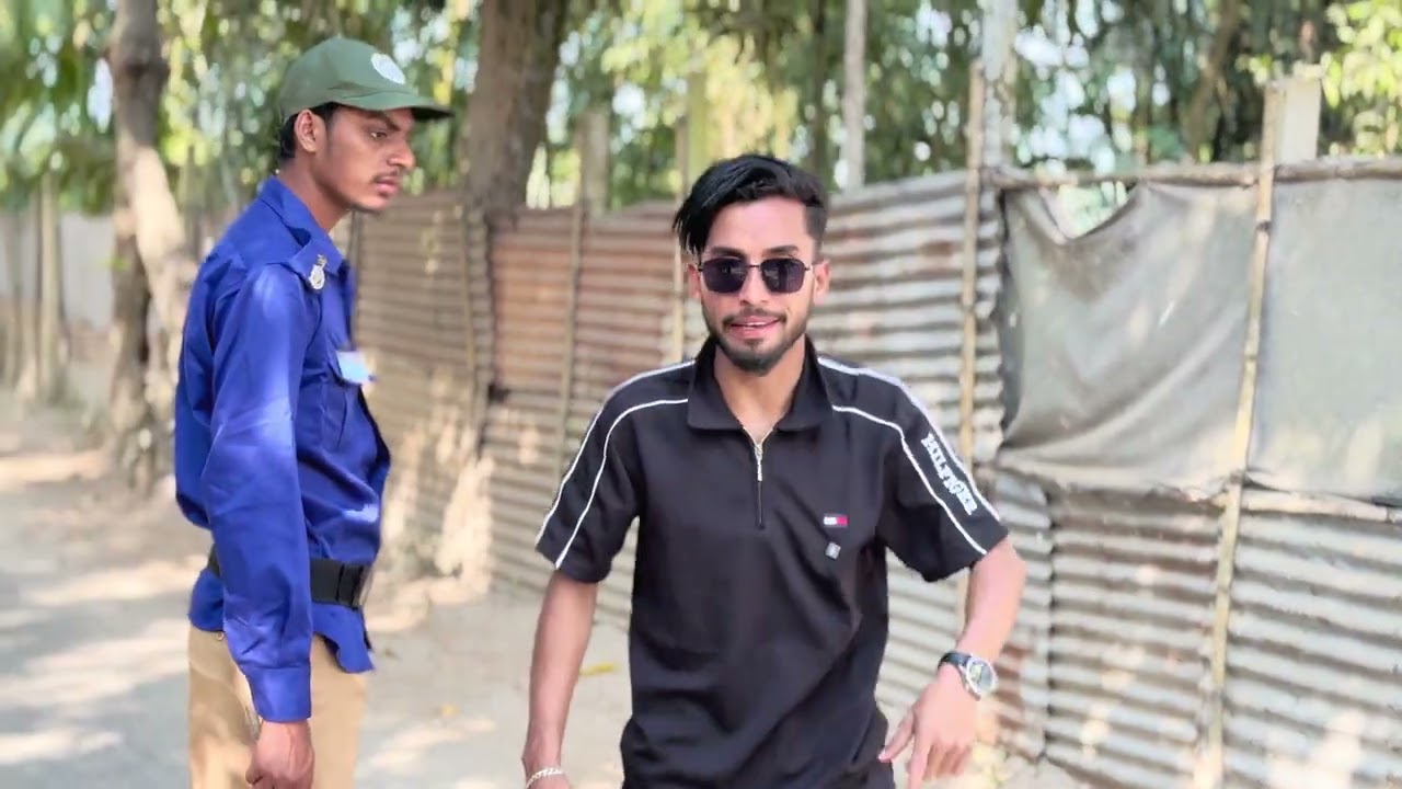 ভোট কেন্দ্রে মোবাইল না নিলে যা হবে🤣।