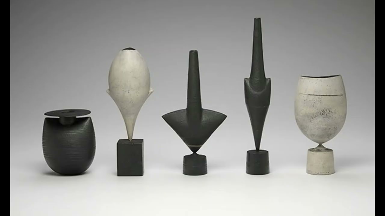Hans Coper (1920-1981) CERAMIC ART