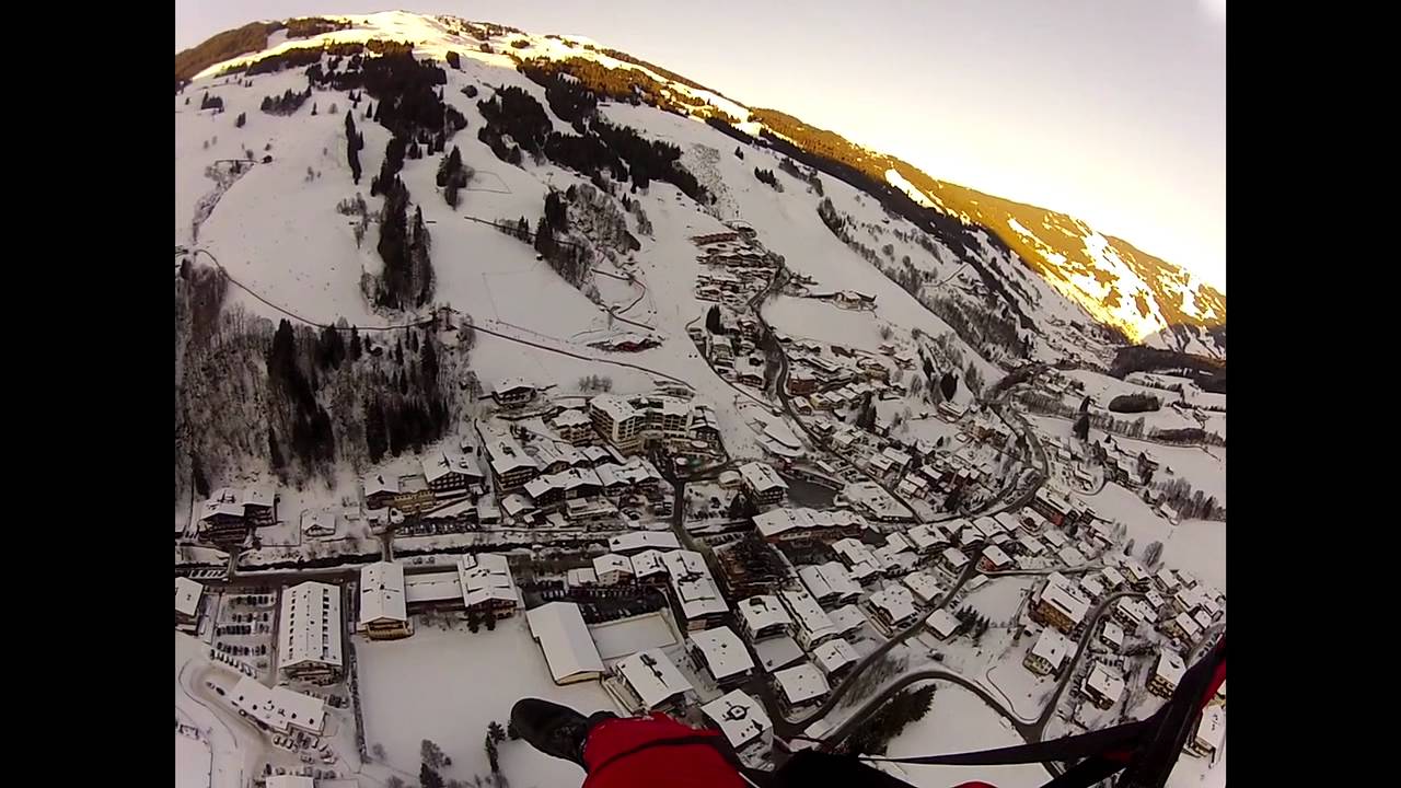 Paragleiten 12er Kogel - Skicirkus Saalbach Hinterglemm
