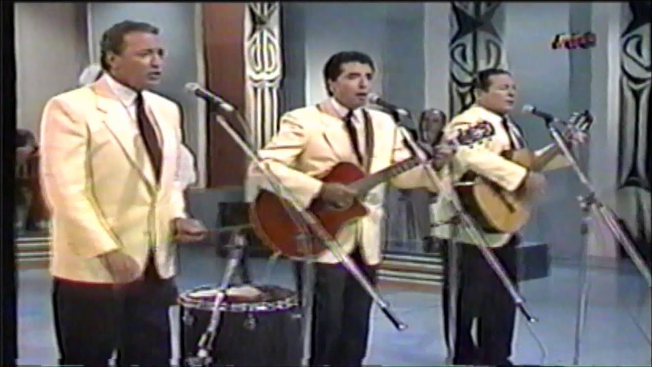 ZAMBA DEL AMOR interpretada por EL TRIO SAN JAVIER Argentina